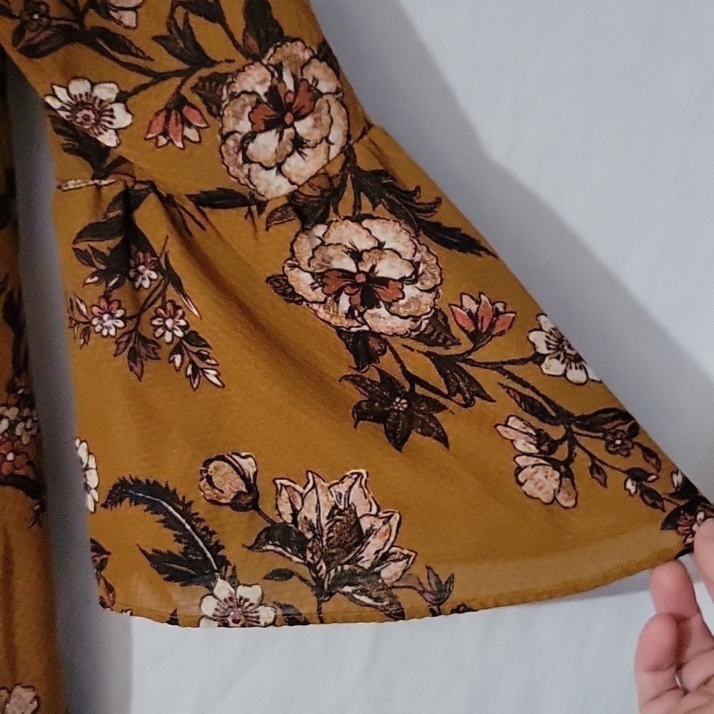 Jolt medium Blouse - Picture 6 of 8